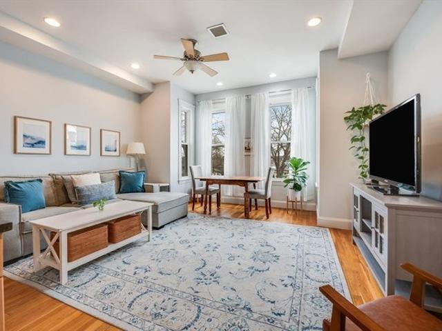 Condo for sale in Stoneham, Massachusetts