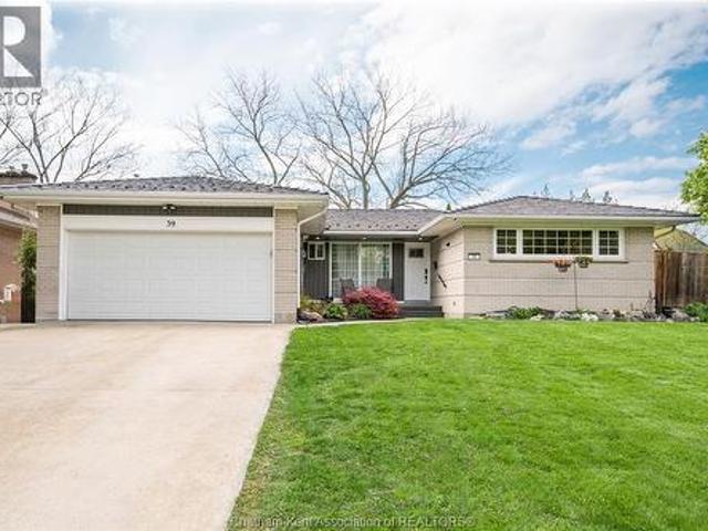 House for sale in Chatham–kent, Ontario