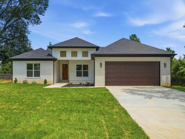 House for sale in Ark
