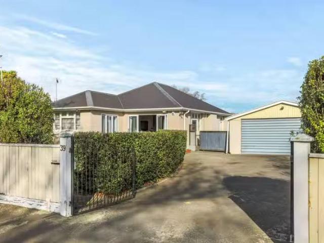 House for sale in Casebrook, Canterbury