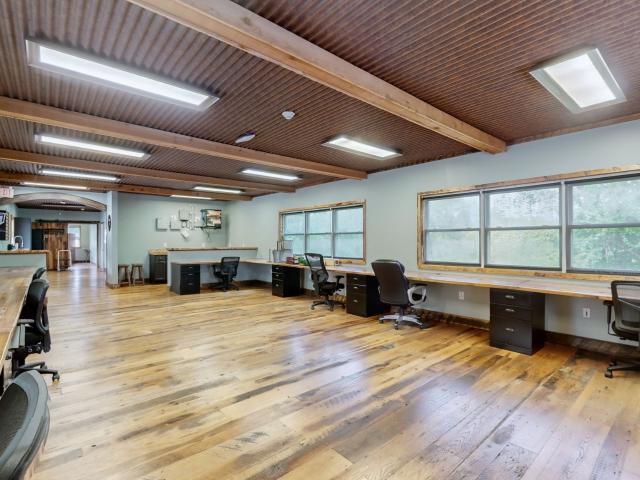 Commercial for sale in South Carthage, Middle Tennessee