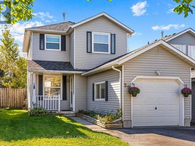 House for sale in Barrie, Central Ontario