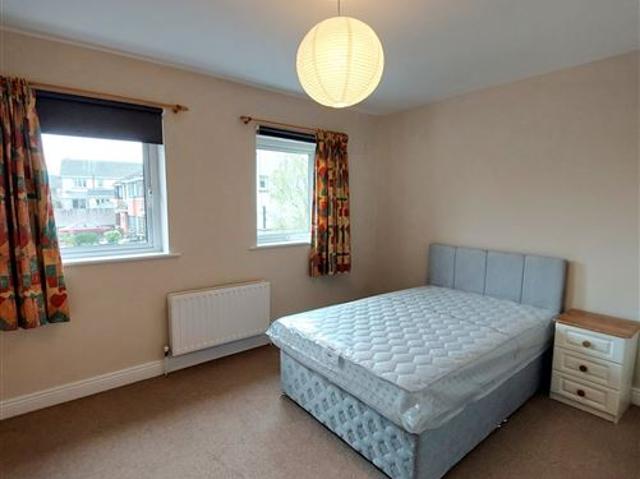Terraced House to rent in Trim, North Tipperary