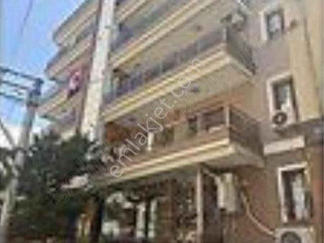 Karşiyaka, İzmir içerisinde kiralık mülk