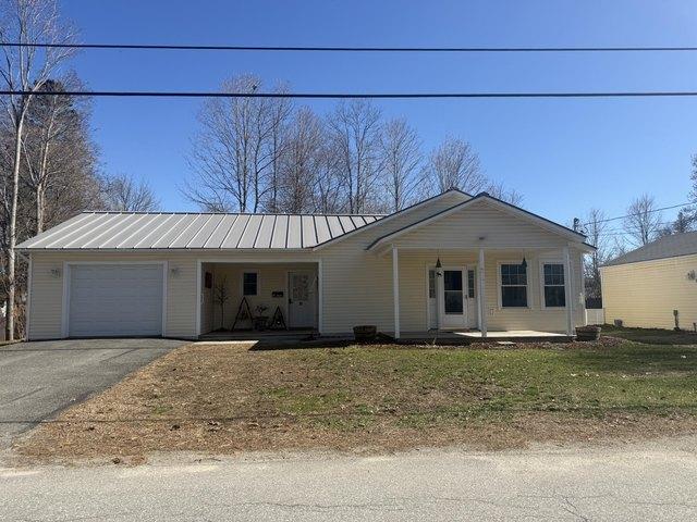 House for sale in Skowhegan, Maine