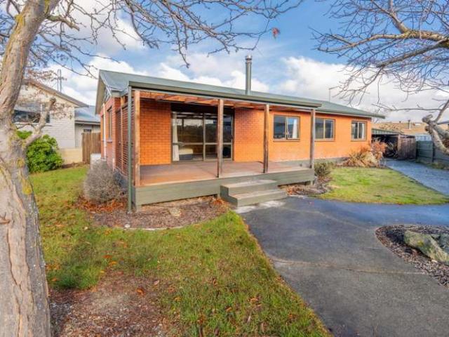 House for sale in Otakou