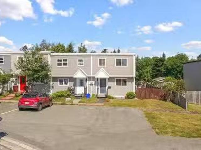 House for sale in Mount Pearl, Newfoundland And Labrador