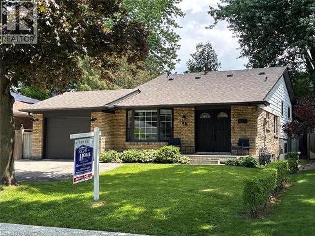 House for sale in Ancaster, Ontario