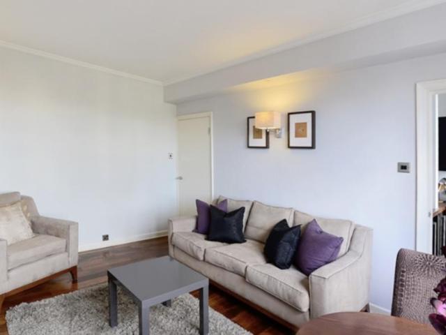 Apartment for rent in Mayfair, Greater London