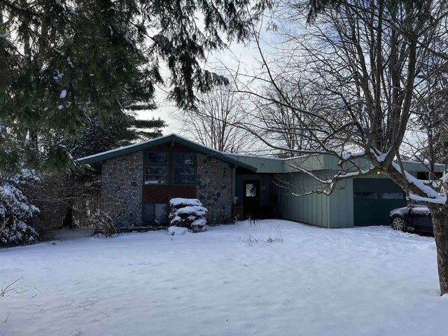 House for sale in Madrid, New York