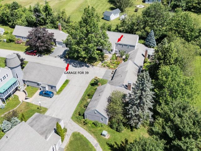 Condo for sale in New London