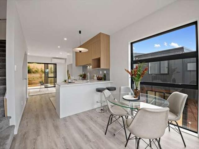 House for sale in Mount Wellington
