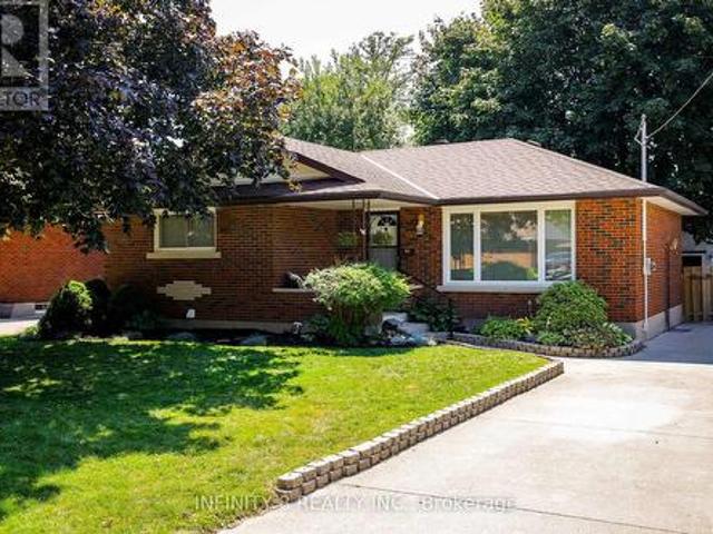 House for sale in Niagara, Ontario