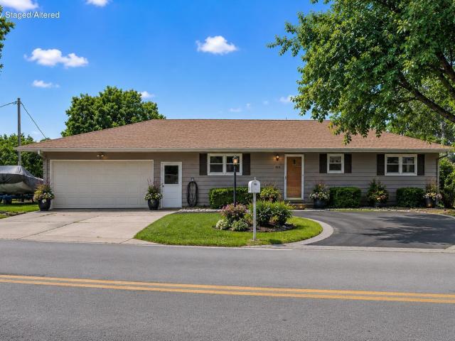 House for sale in Stone, Missouri