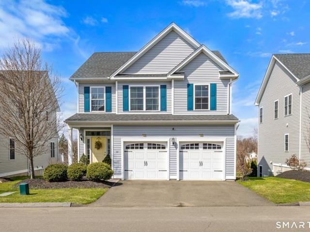 Condo for sale in North Haven, Connecticut