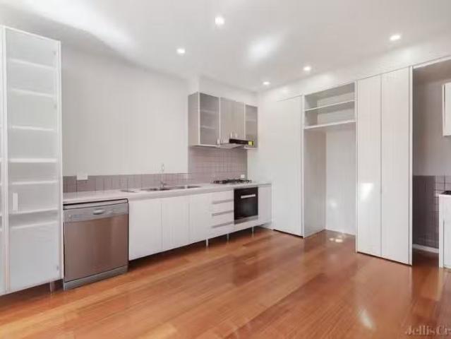 House for rent in North Melbourne