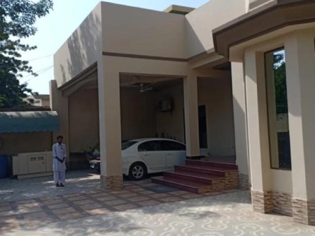 House for sale in Faisalabad, Islamabad Capital Territory
