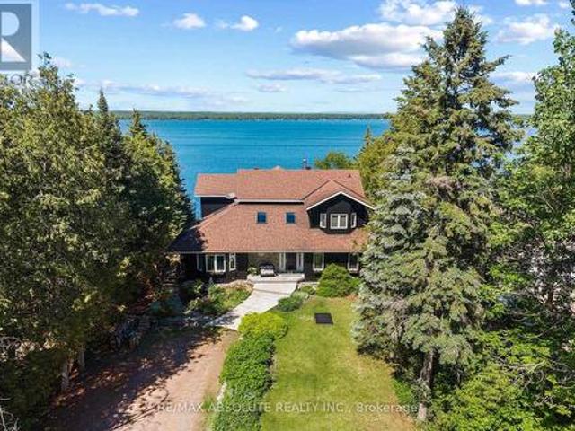 House for sale in Renfrew, Ontario
