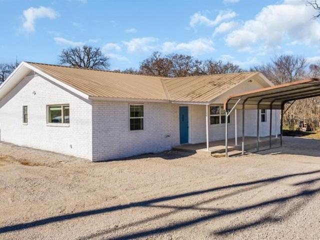 House for sale in Carter, Oklahoma