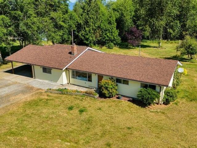 House for sale in Humptulips, Washington