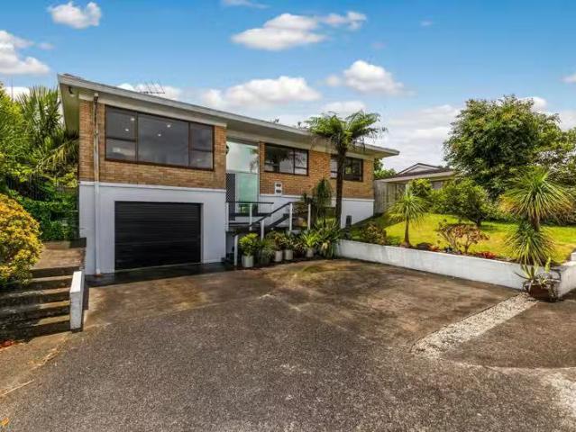 House for sale in Awhitu