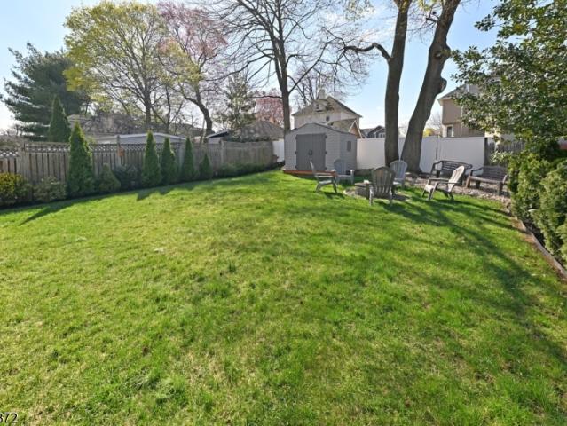 House for sale in Dumont, New Jersey
