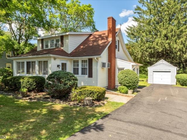 House for sale in Gillette, New Jersey