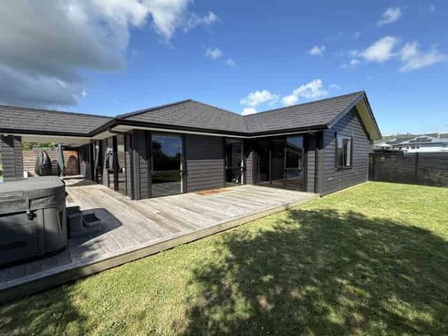 House for rent in Kinloch, Waikato