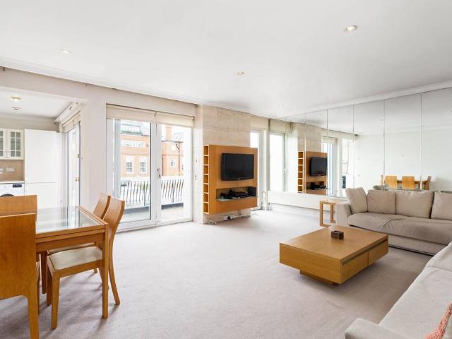 Apartment for rent in Lot's Village, Greater London