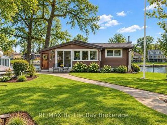 House for sale in Wasaga Beach, Ontario