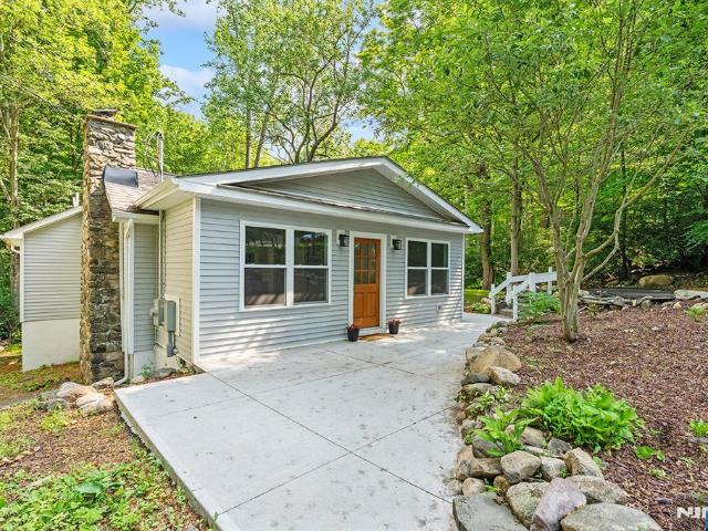House for sale in Passaic, New Jersey
