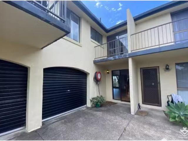 Apartment for rent in Pacific Fair