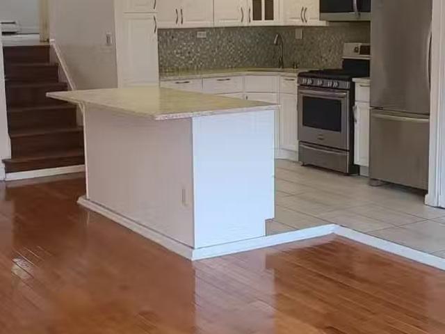 House for rent in Ridgewood House for rent in Ridgewood