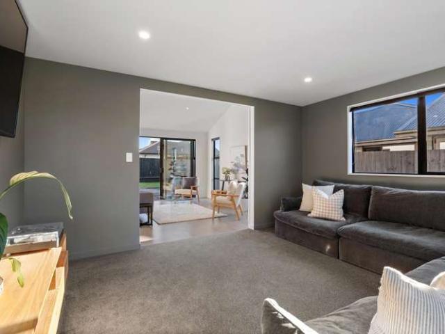 House for sale in Lincoln, Canterbury