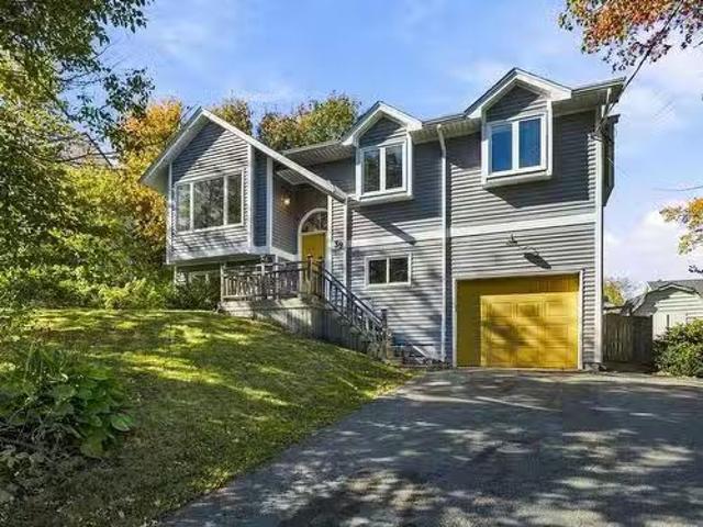 House for sale in Parkvale, Timberlea