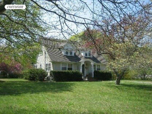 House for sale in Wainscott, New York