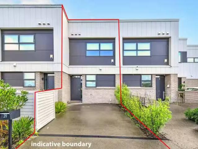 Apartment for sale in Papakura