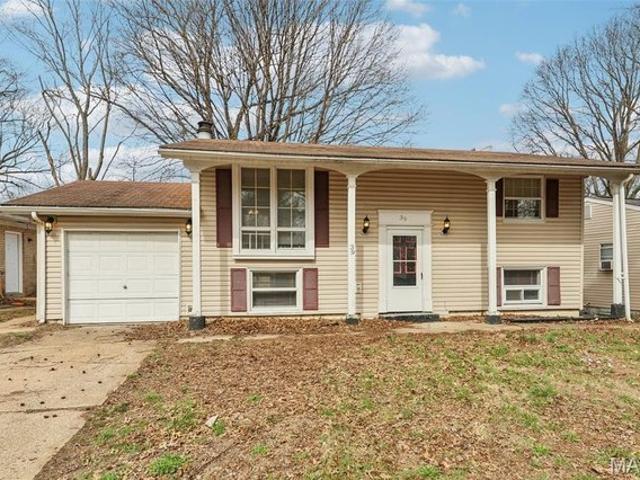 House for sale in Fairview Heights, Illinois