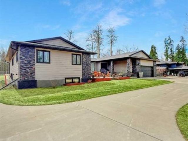 House for sale in Whitecourt, Alberta
