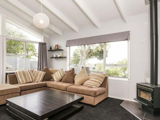House for rent in Royal Heights, Henderson-Massey