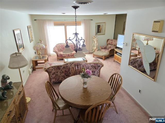 Townhouse for sale in Wallington