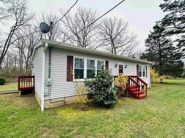 House for sale in Dorothy, New Jersey