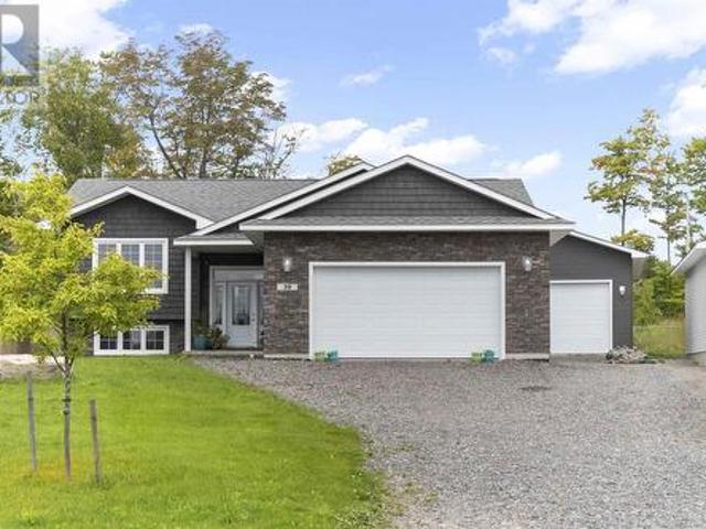 House for sale in Sault Sainte Marie, Ontario