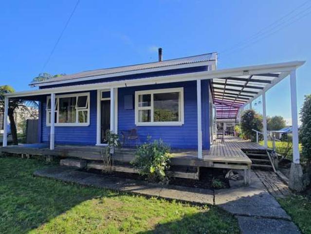House for sale in Ross, West Coast