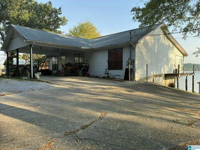 House for sale in Ohatchee, Alabama