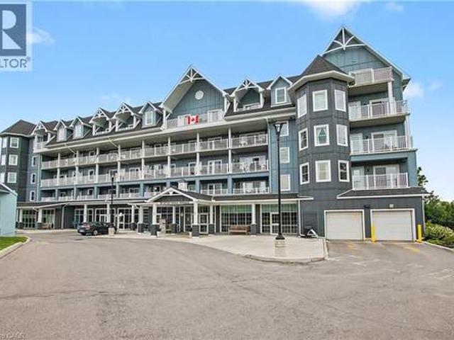 Condo for sale in Ancaster, Ontario