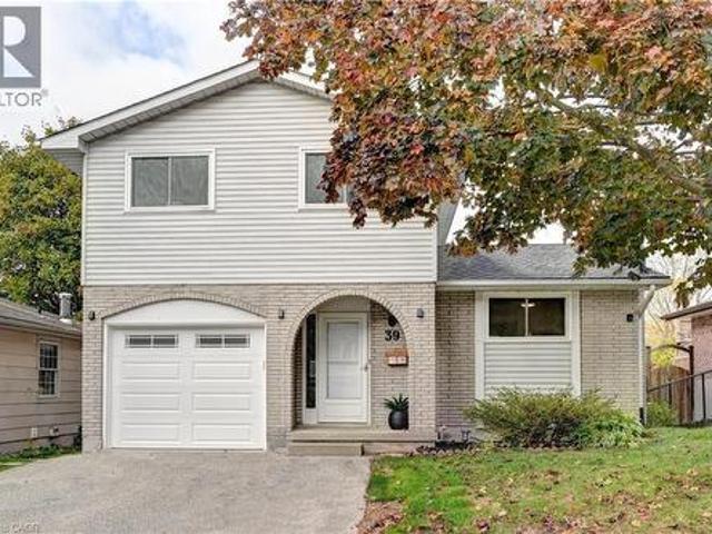 House for sale in Kitchener, Ontario