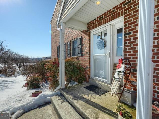 Townhouse for sale in Mountville, Pennsylvania