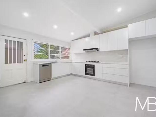 House for rent in Burwood