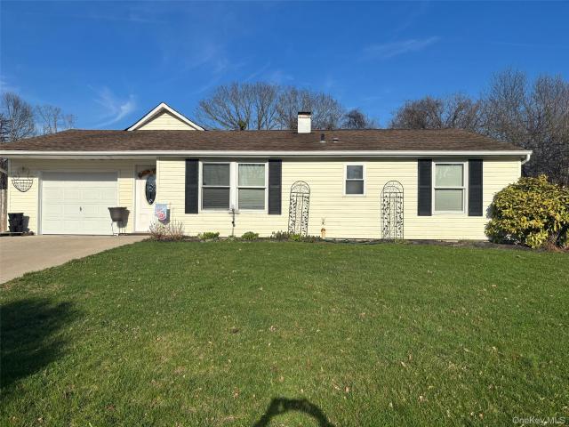 House for sale in Centereach, New York